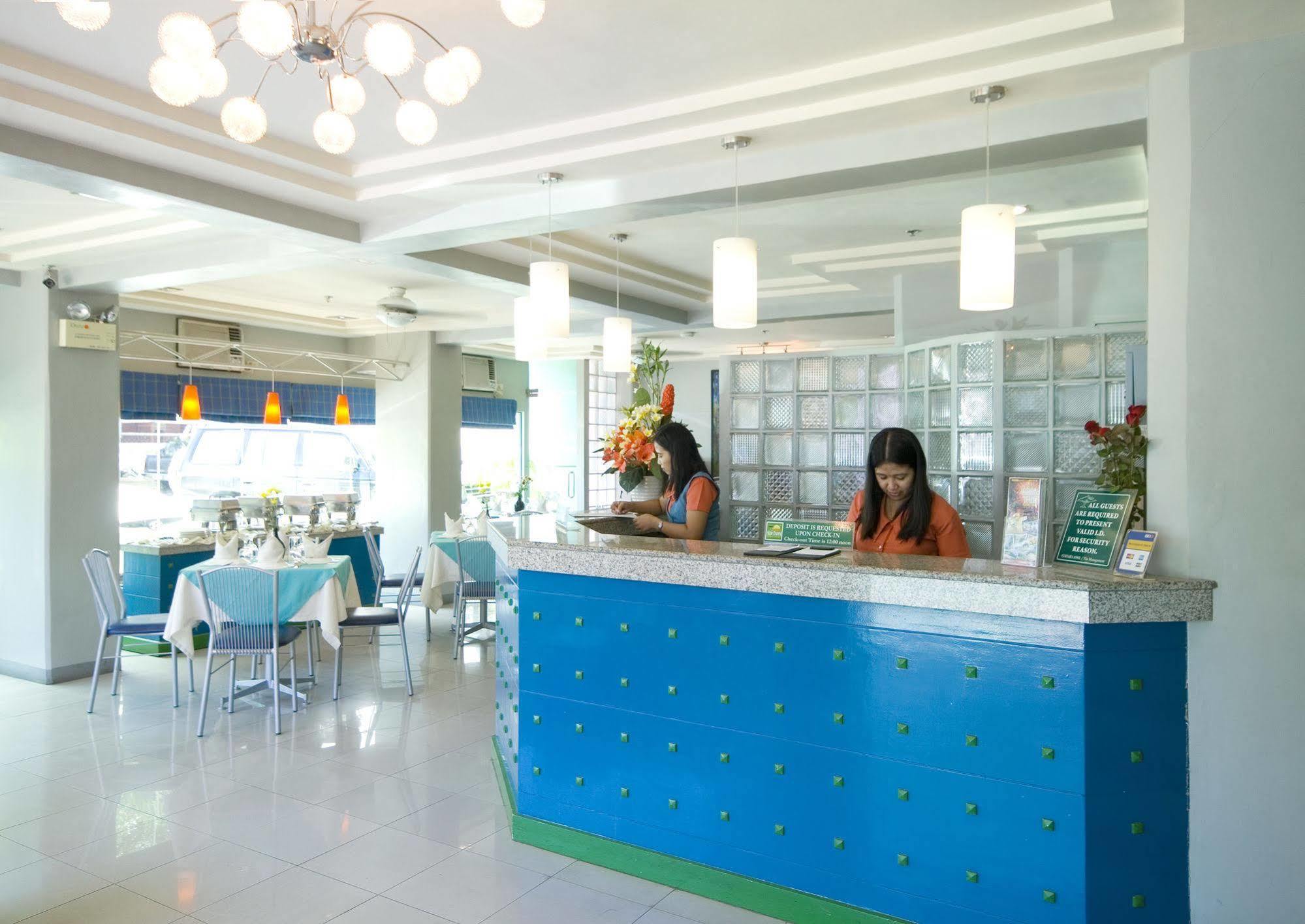 นิว ดอว์น เพนชั่นเน เฮ้าส์ Hotel คากายันเดโอโร ภายนอก รูปภาพ